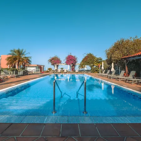 מלון Ocean Gardens