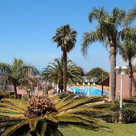 Ocean Gardens 4*