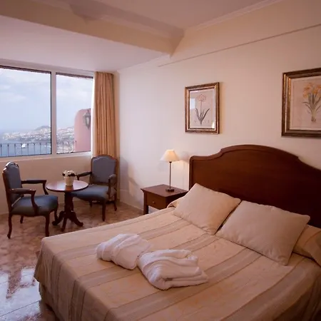 Ocean Gardens Szálloda 4*